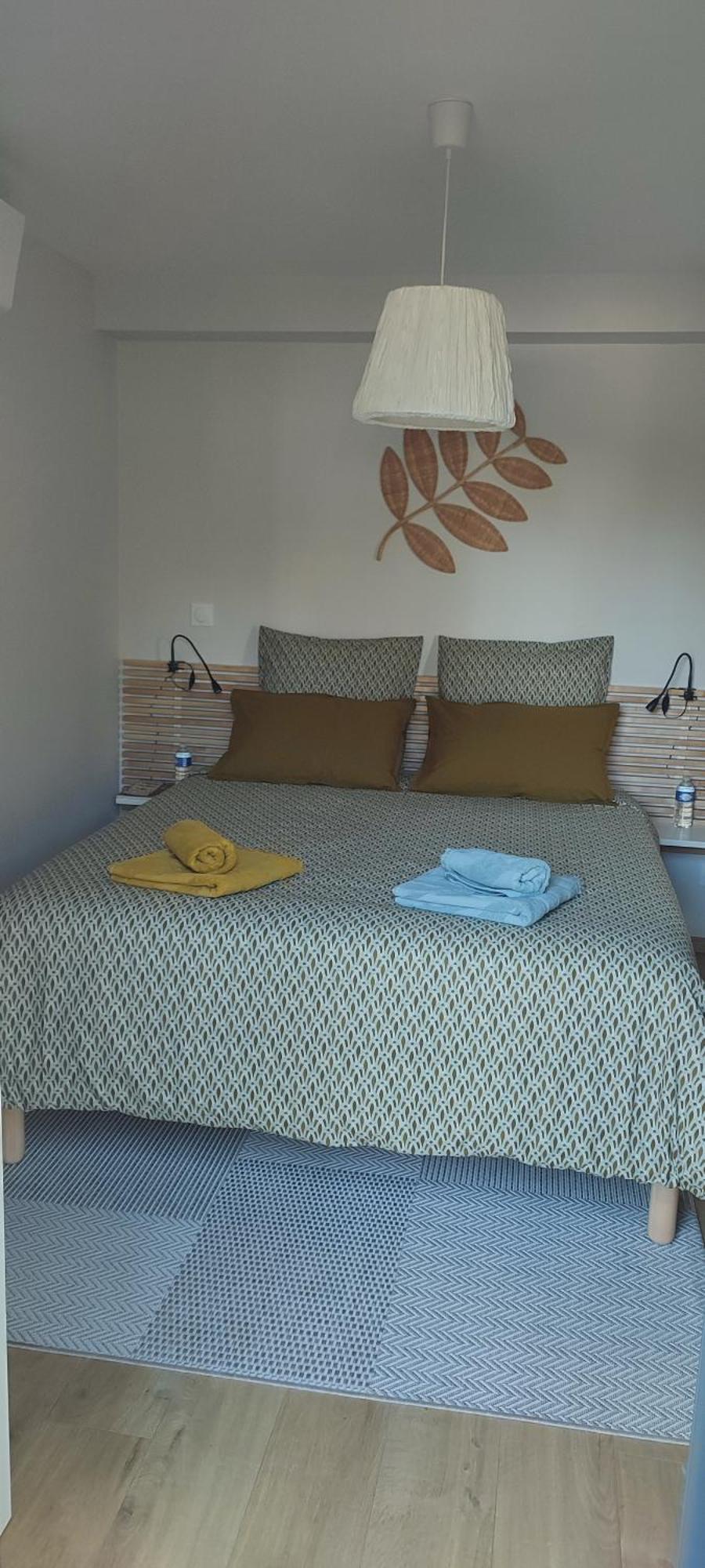 Du Cote De Chez Paule, Chambre Avec Entree Independante Et Salle D'Eau Privative Séméac Exterior foto